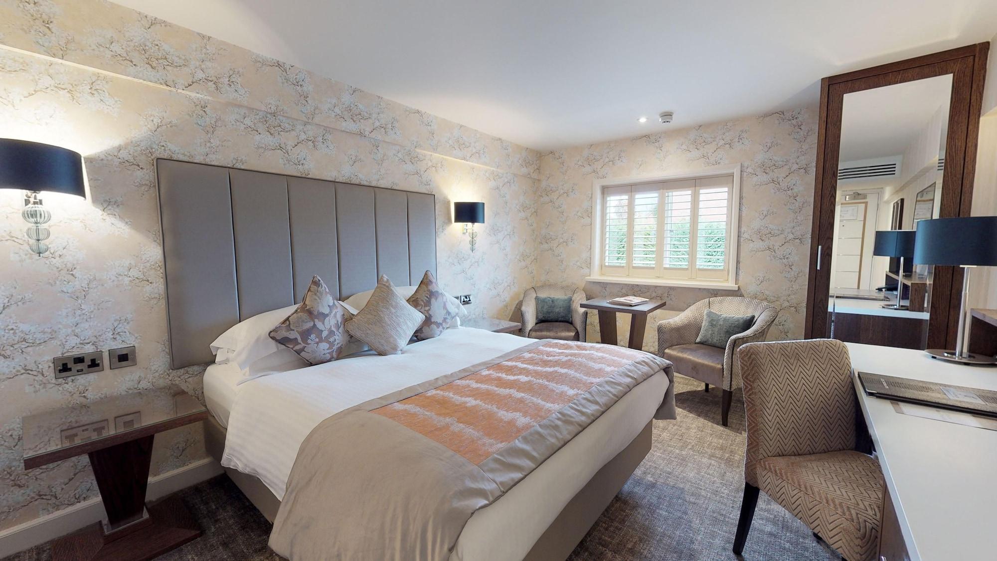 Grosvenor Pulford Hotel & Spa Exterior photo