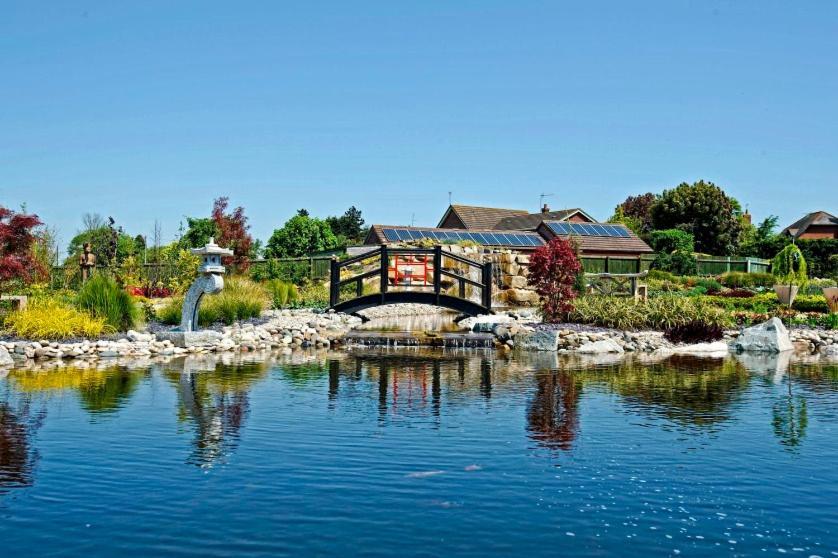 Grosvenor Pulford Hotel & Spa Exterior photo